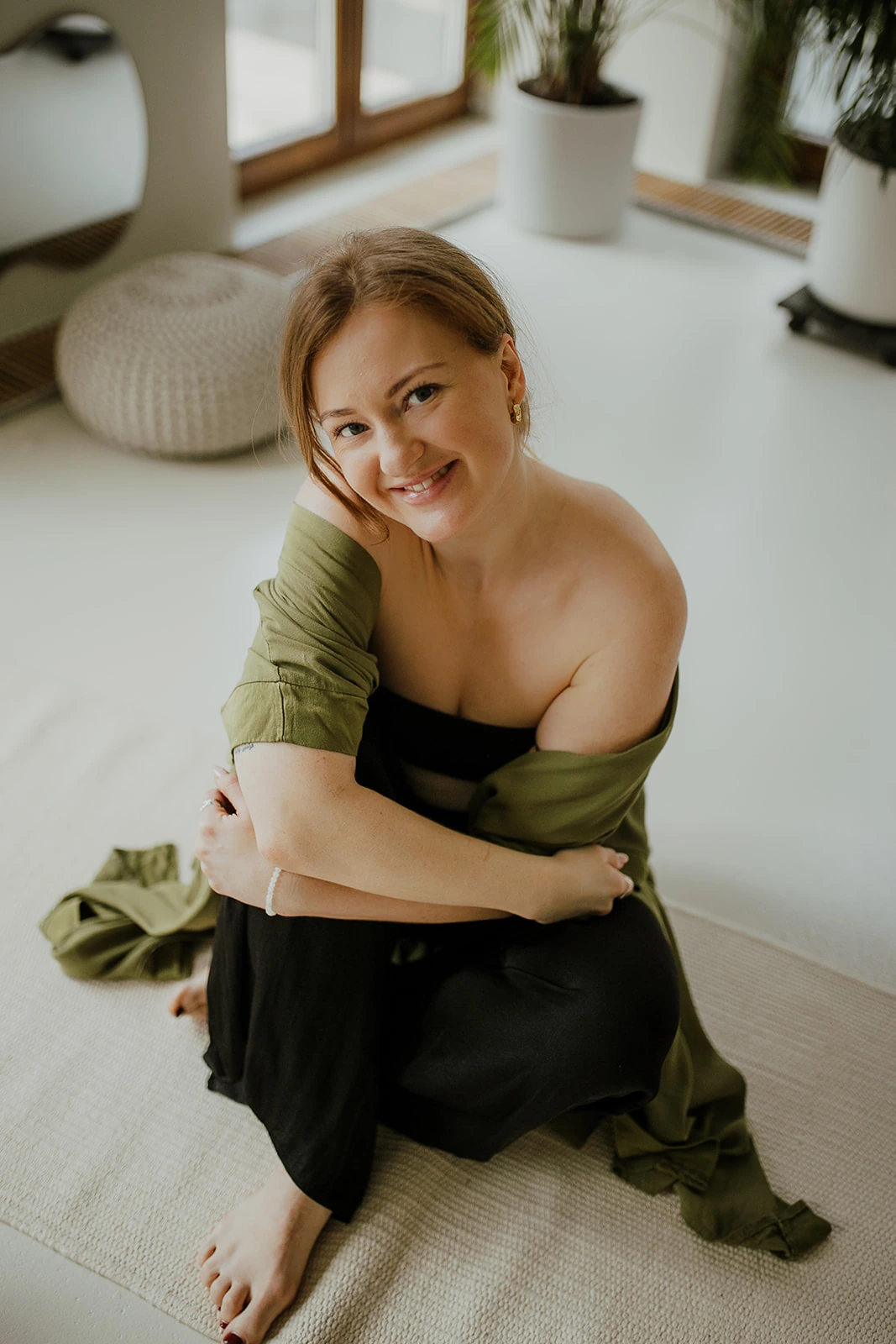 Victoria Bond in the studio